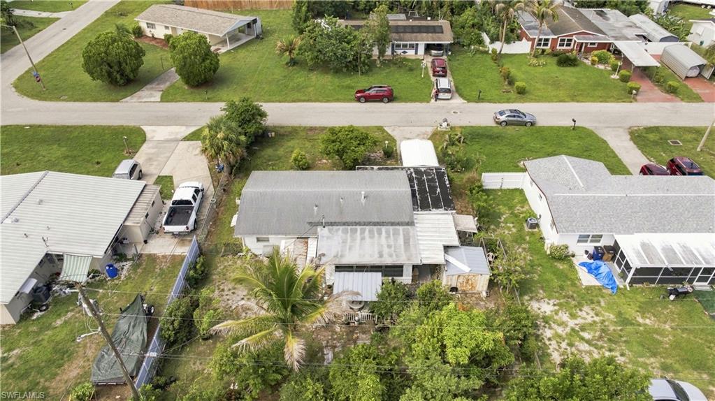 803 Perry AVE photo 32