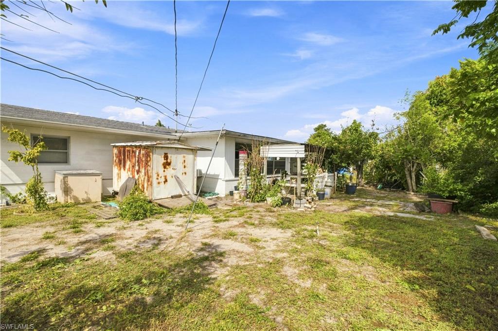 803 Perry AVE photo 28