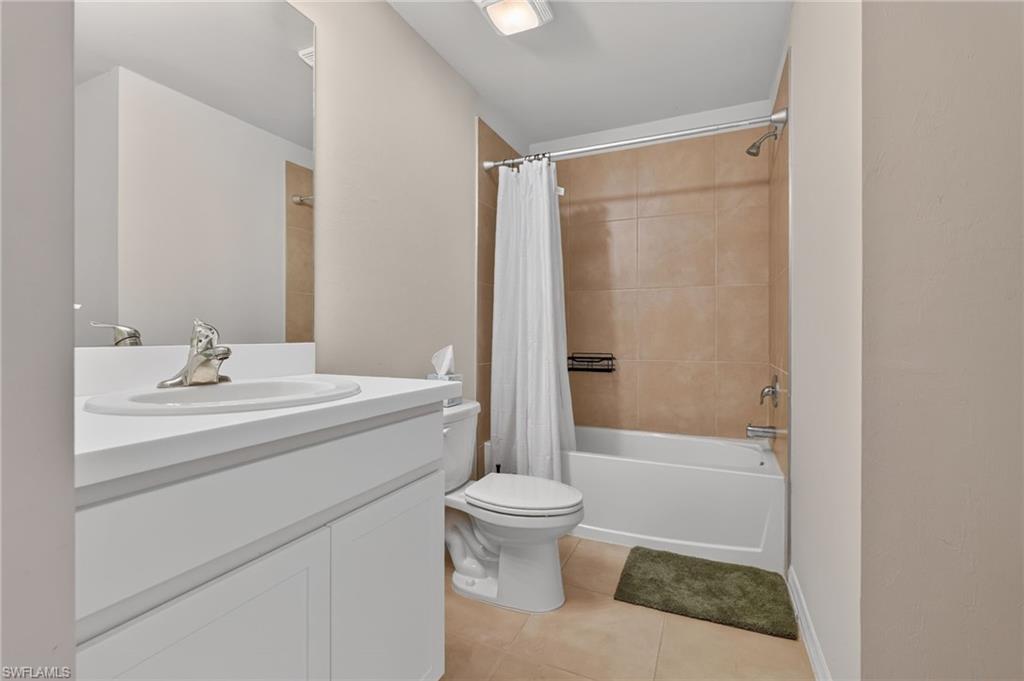 Jack & Jill Bath