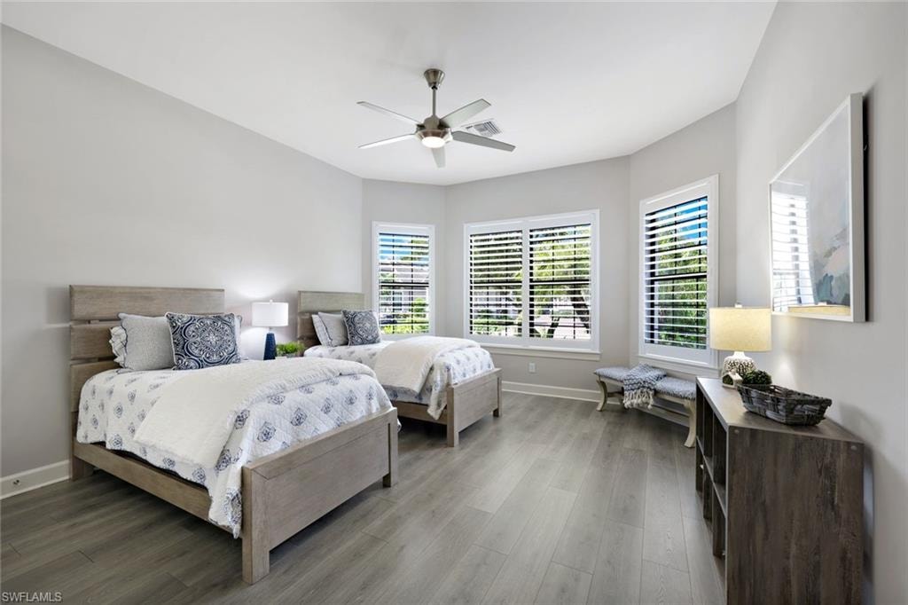 Twin beds in                      Guest bedroom 3