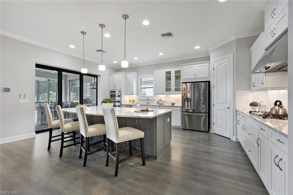 Spacious Kitchen
