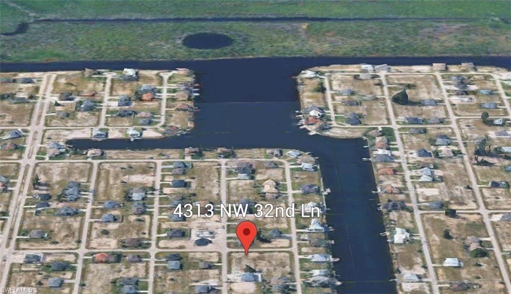 Spacious undeveloped lot with clear skies
