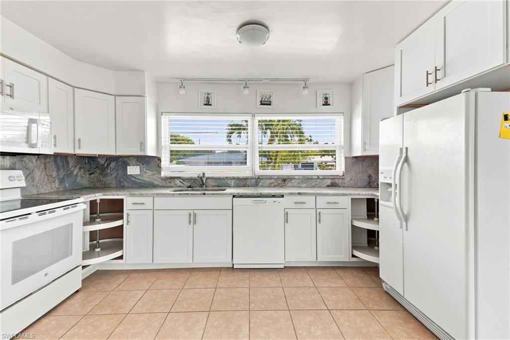 5224 Tower DR photo 11