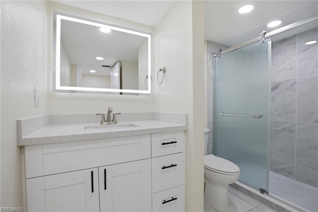 3704 Broadway 205 photo 9