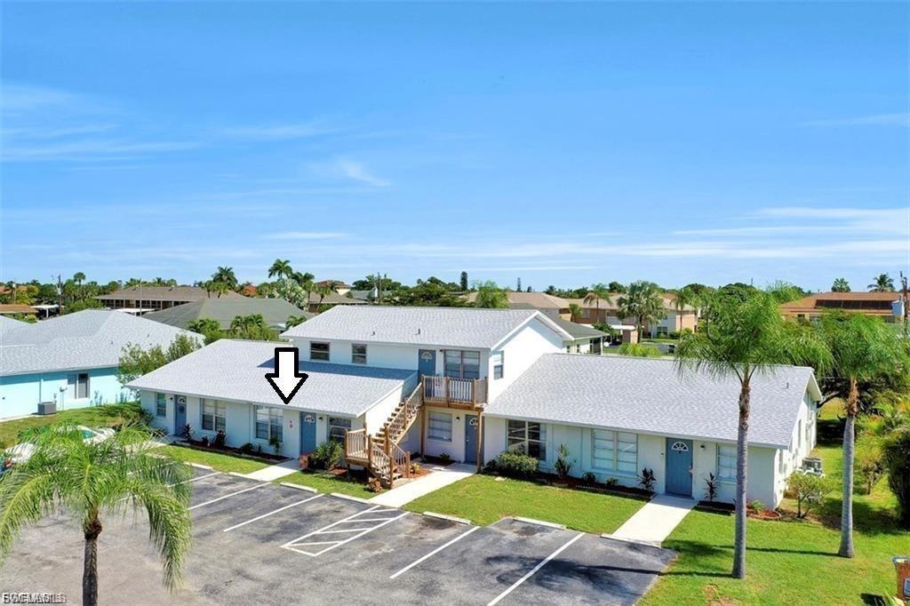 4705 SE 4th PL 2