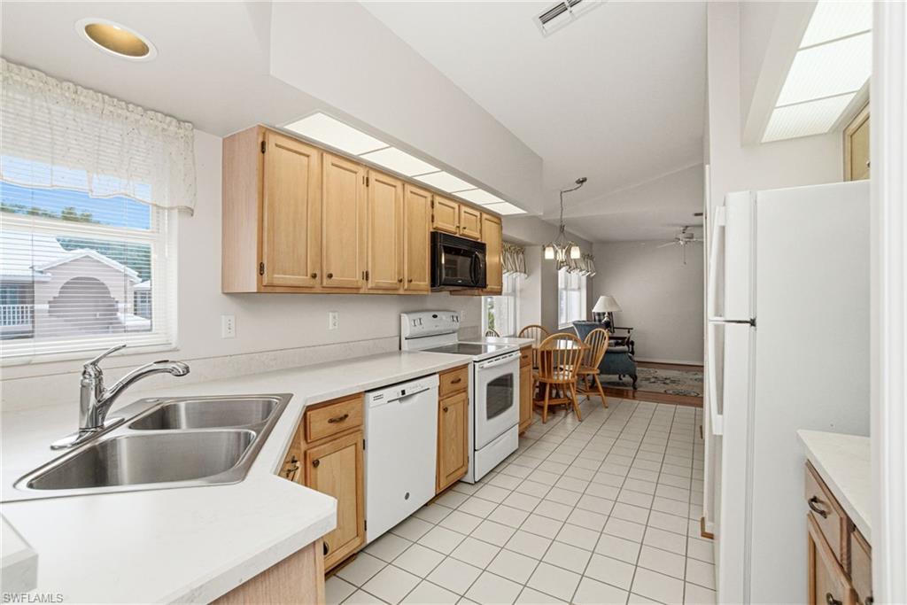 3991 Windward Passage CIR 202 photo 9