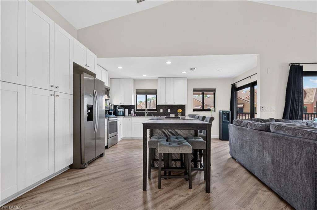 7150 Golden Eagle CT 221 photo 32