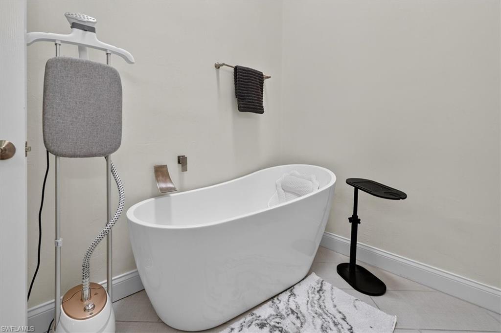 7150 Golden Eagle CT 221 photo 34