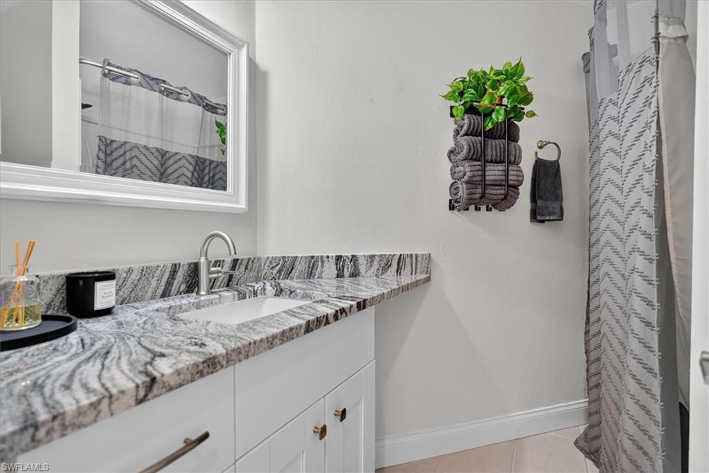 7150 Golden Eagle CT 221 photo 35