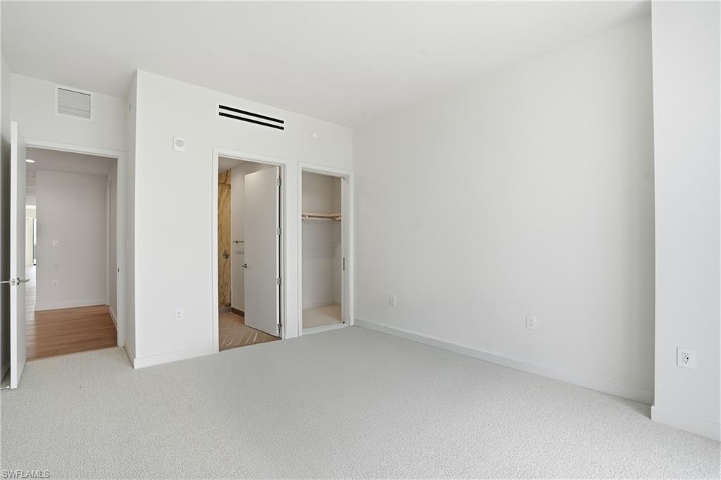 5100 Seagrass BLVD 201 photo 25