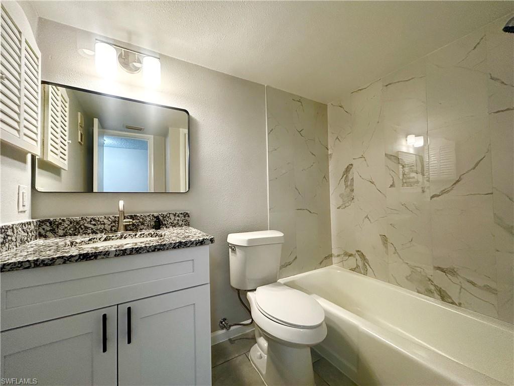 4906 Victoria DR 103 photo 15