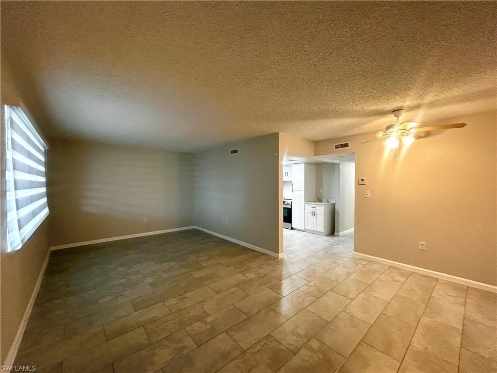 4906 Victoria DR 103