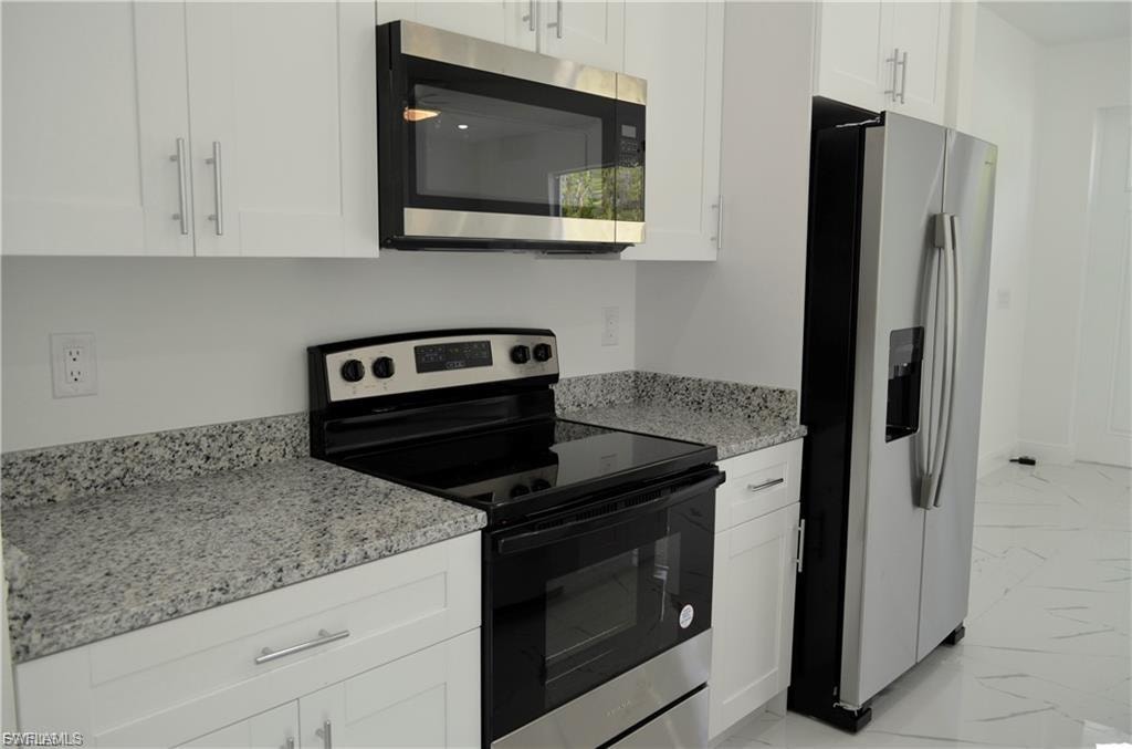 2611 Carol PL