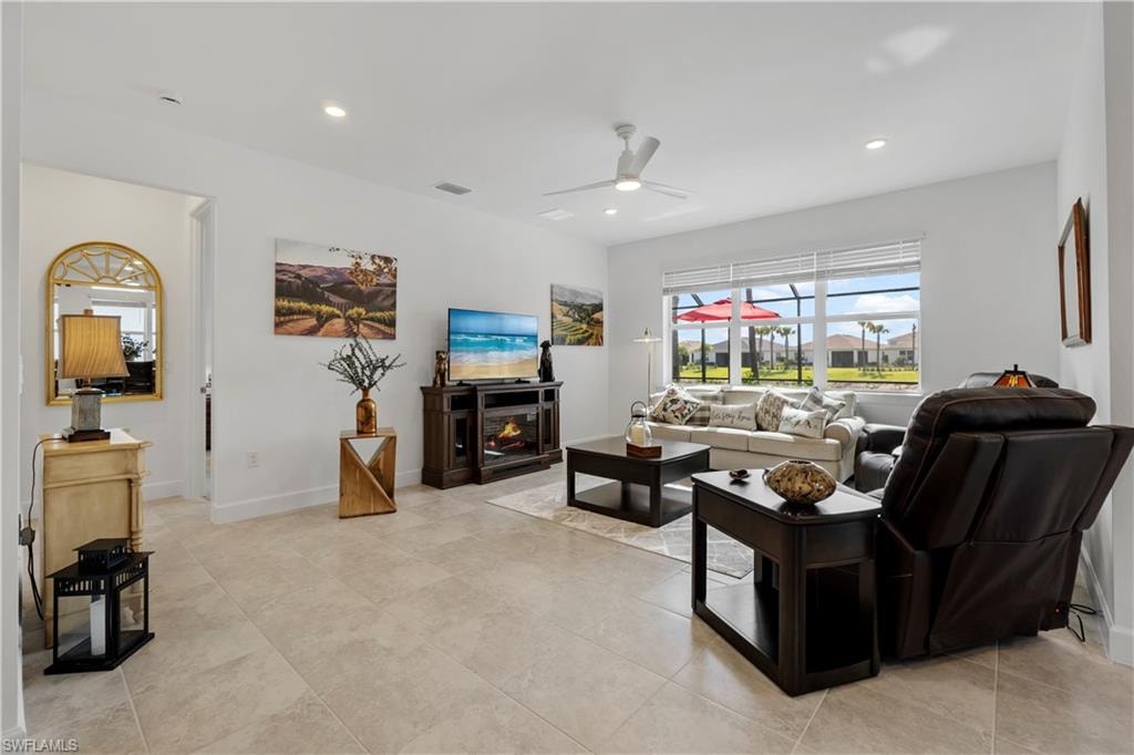 16941 Sage TER photo 9