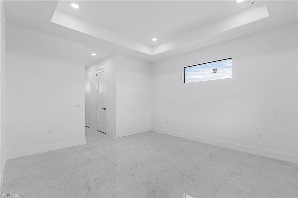 121 Gleason PKWY photo 10