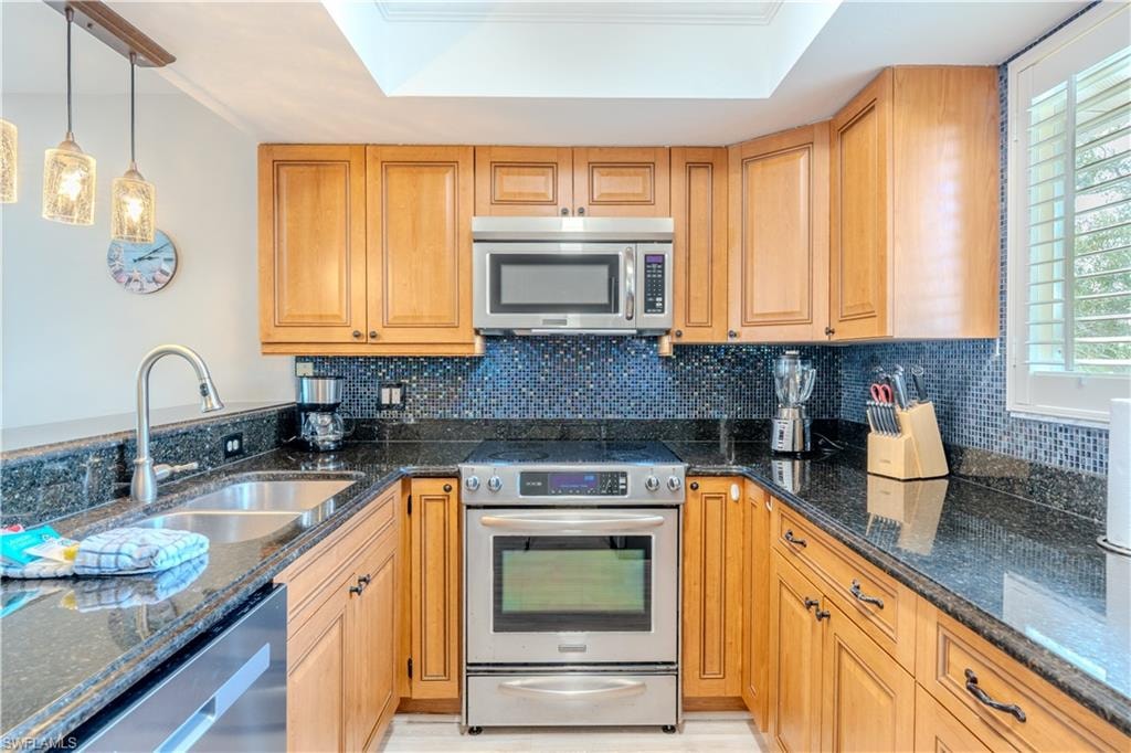 21691/693 Indian Bayou DR photo 9