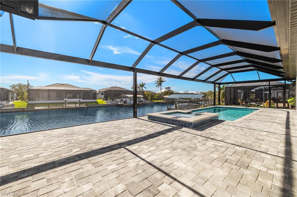 Pool and Spa Screened Lanai