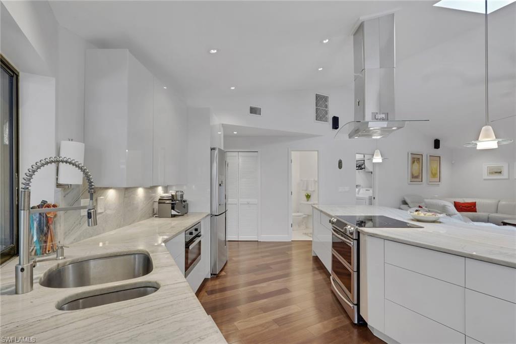 1513 SW 57th ST photo 8