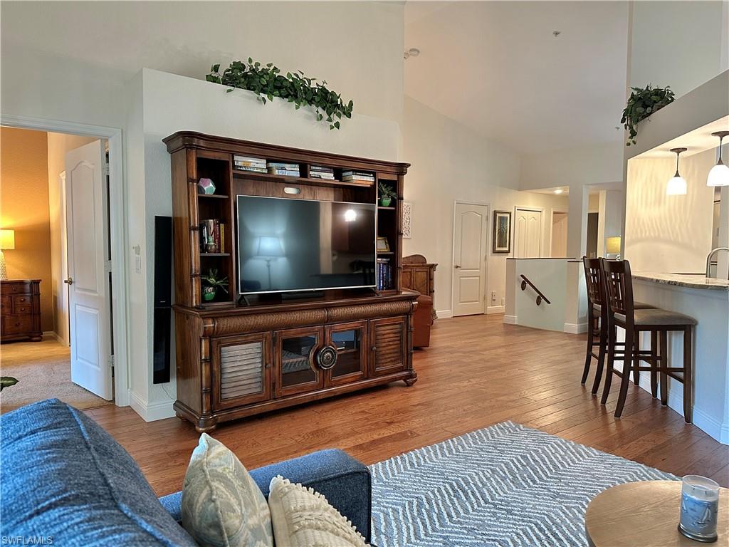 354 Dover PL 202 photo 37