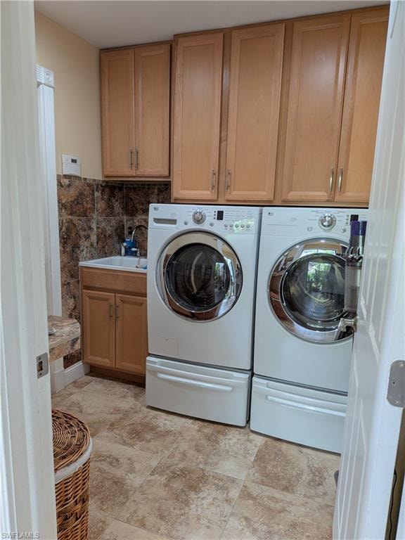1712 Viscaya PKWY photo 25