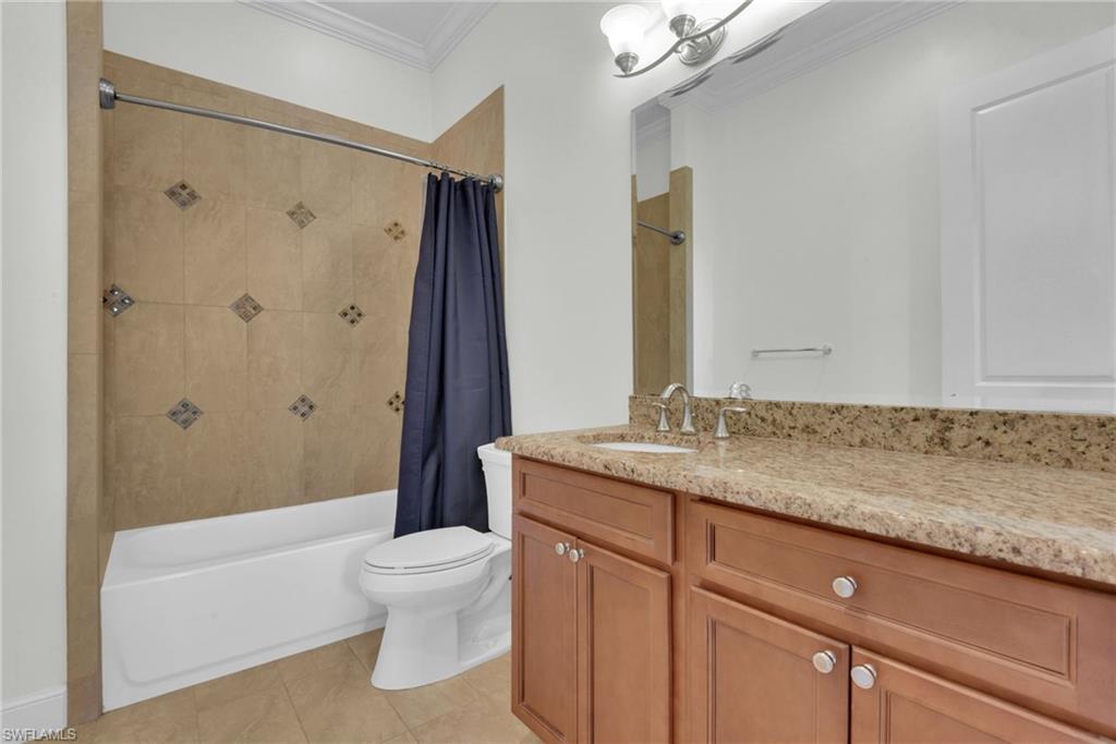 Guest Suite Bath - Second Floor