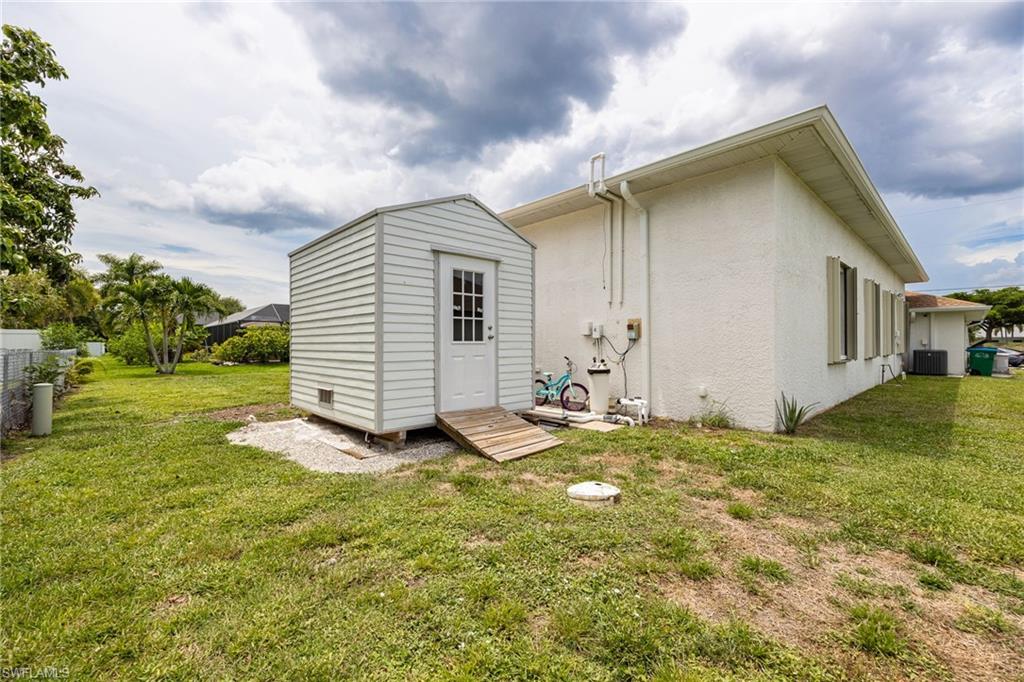 2526 Miracle PKWY photo 37