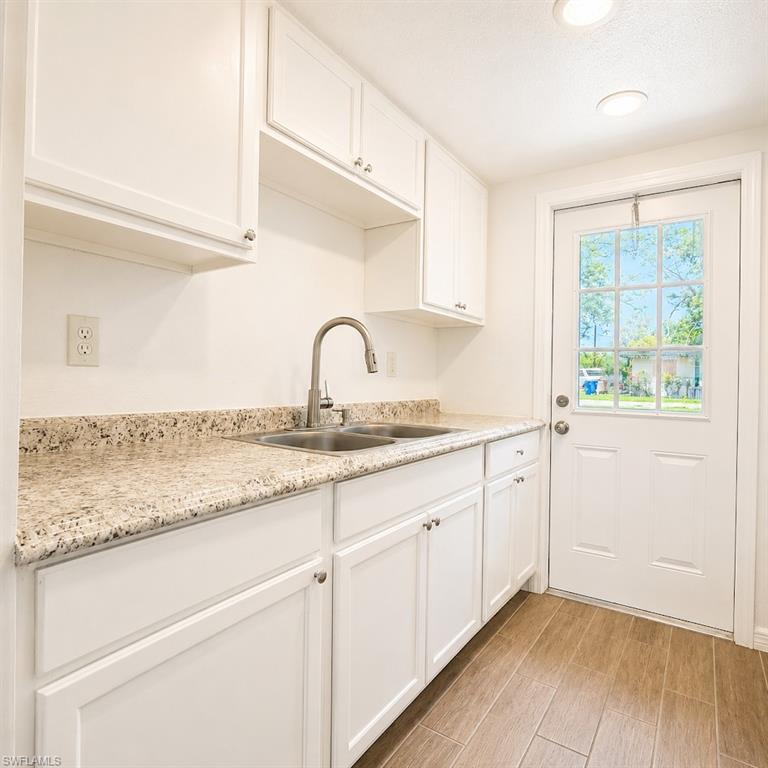 723 Burdick AVE