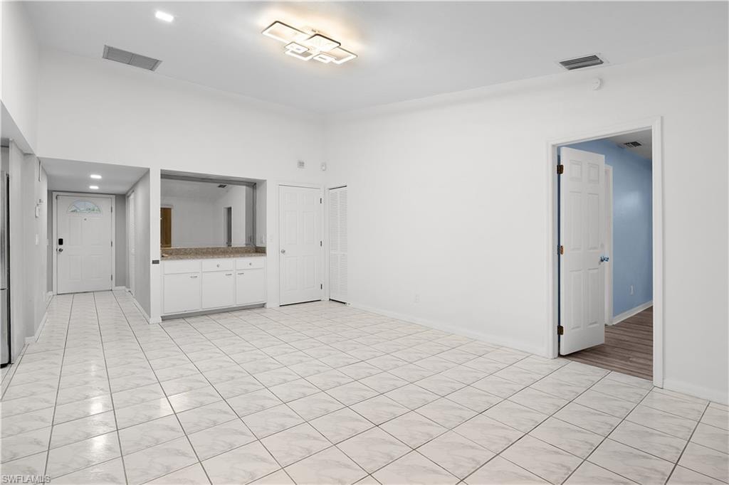 511 Washington AVE photo 28
