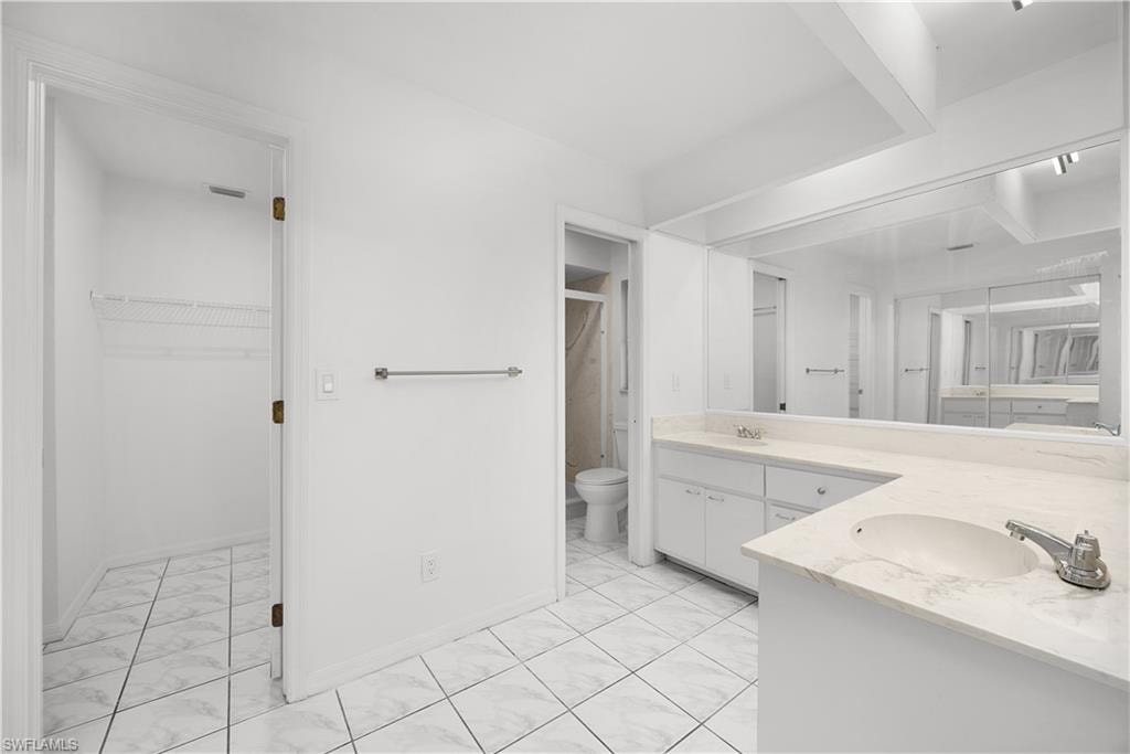 511 Washington AVE photo 15