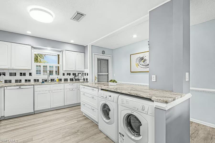600 Valley Stream DR F8
