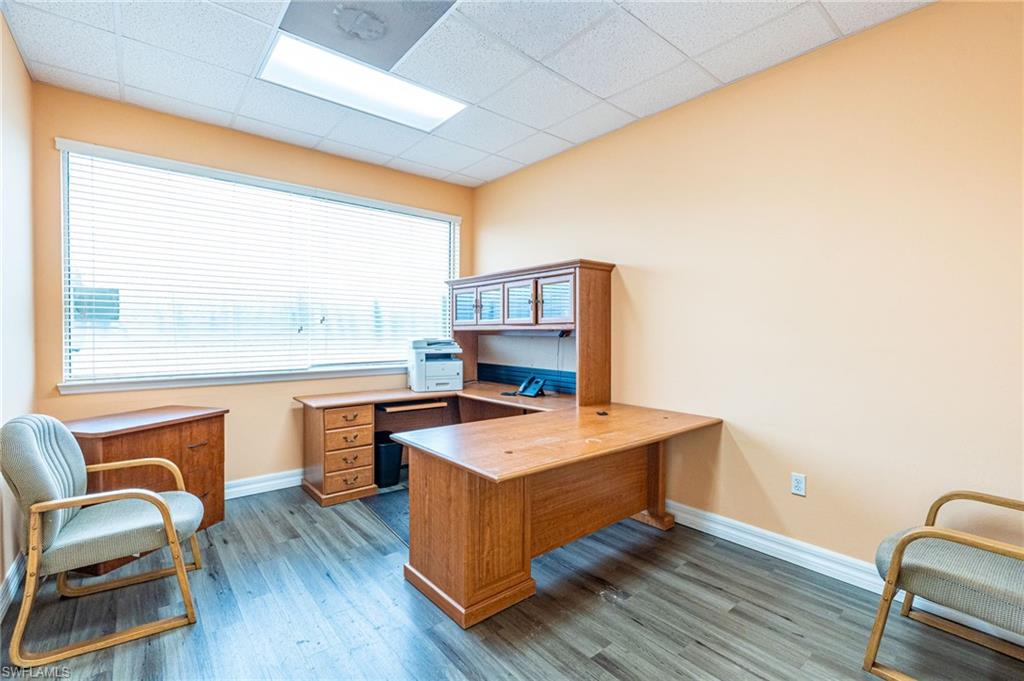 Office 1