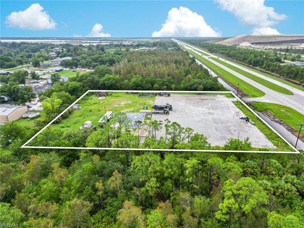 16070 Tamiami TRL photo 17