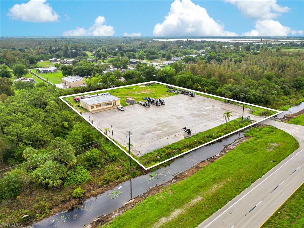 16070 Tamiami TRL