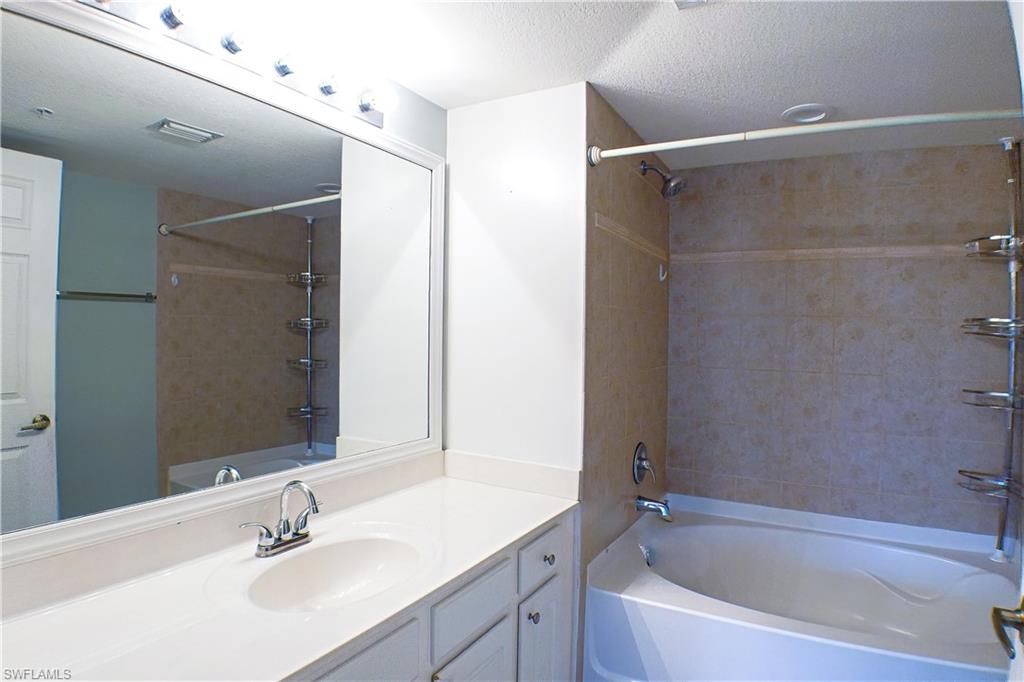 4135 residence DR 620 photo 6