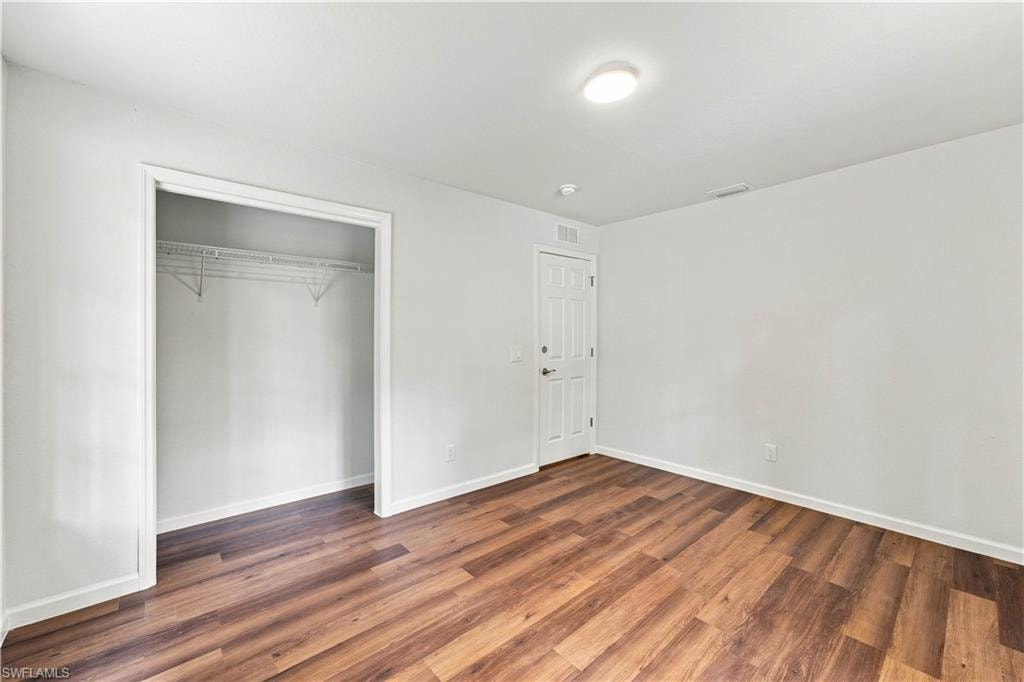 820 Abbott AVE photo 18