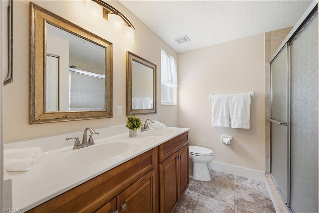 6670 Huntington Lakes CIR 104 photo 7