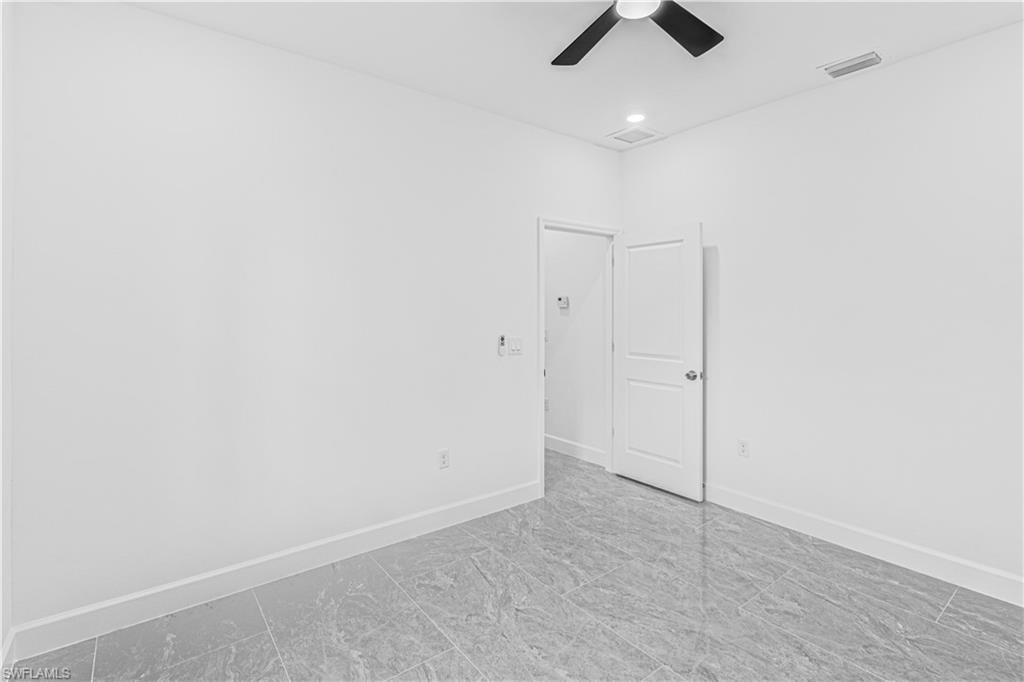 1113 Henry AVE photo 24