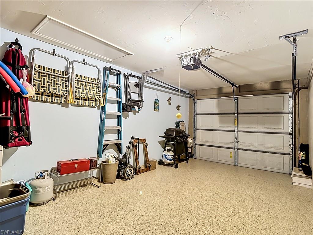 14261 Hickory Links CT 1211 photo 31