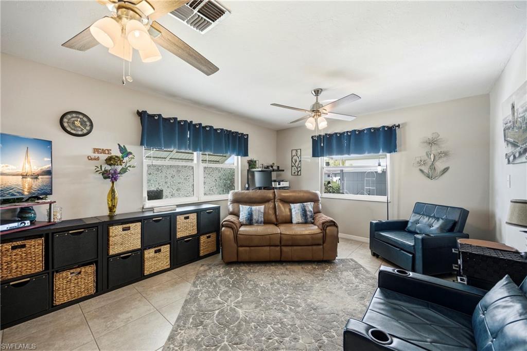 39 Desert Candle CIR