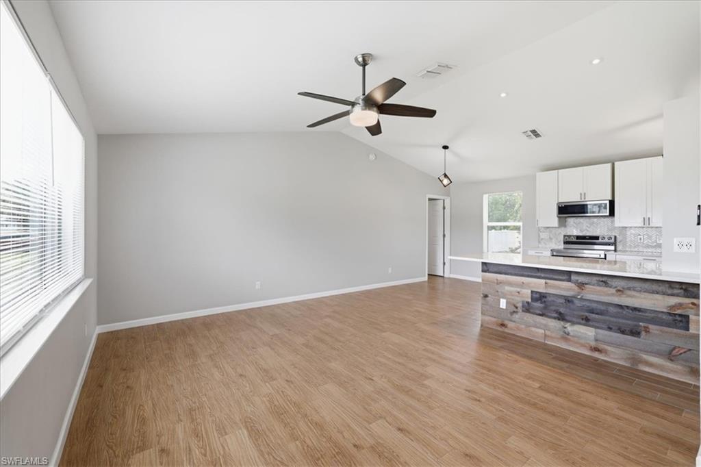3432 SW 14th PL