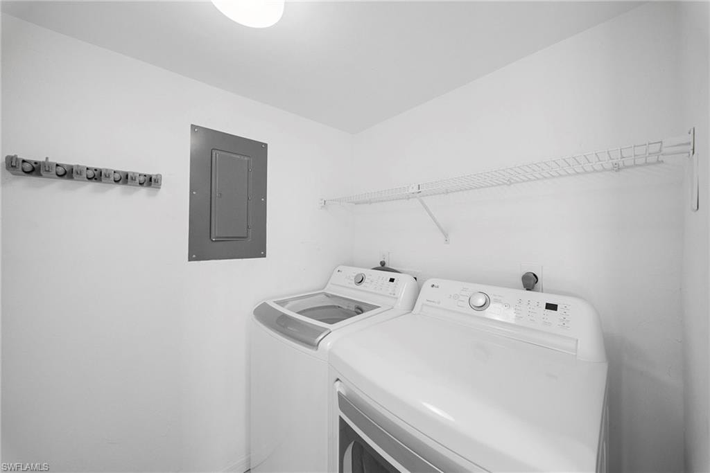 16472 timberlakes DR 101 photo 26