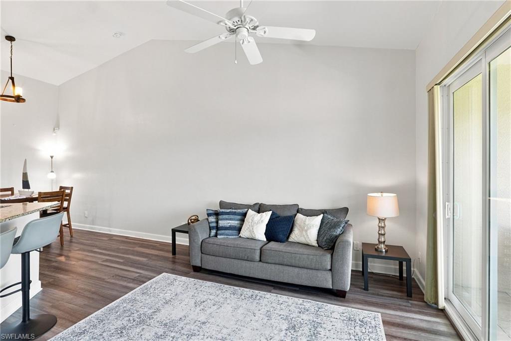 1067 Hartley AVE 704
