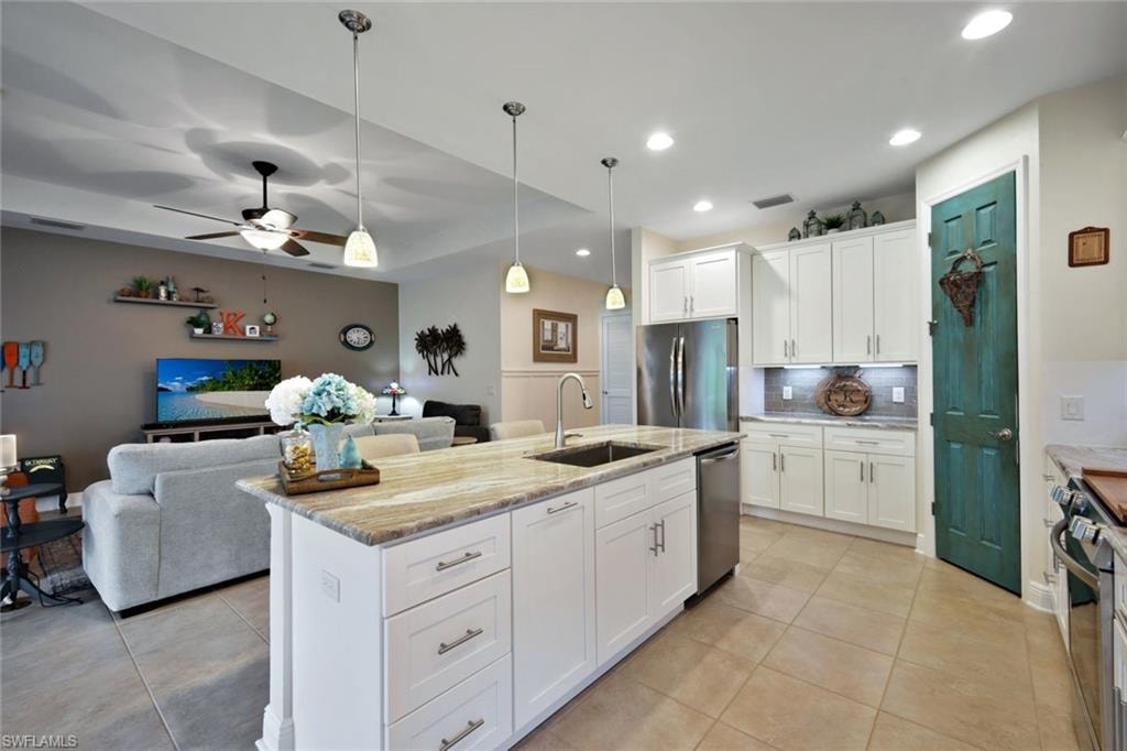 8554 Banyan Bay BLVD photo 13