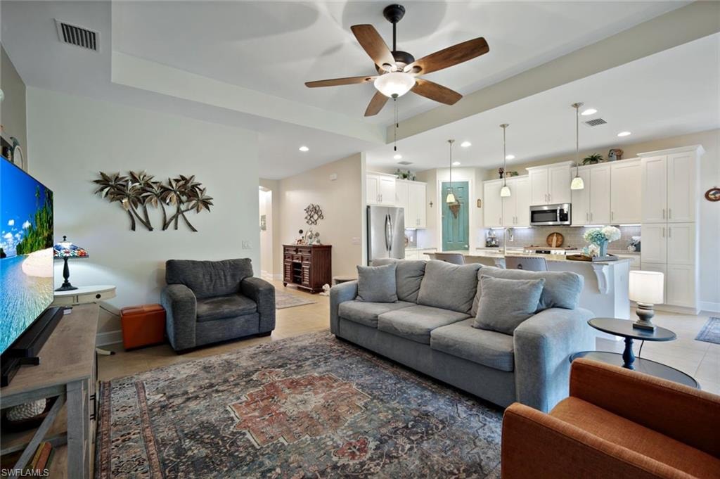8554 Banyan Bay BLVD photo 7