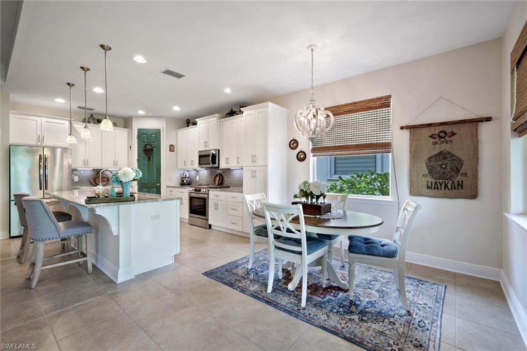 8554 Banyan Bay BLVD photo 15