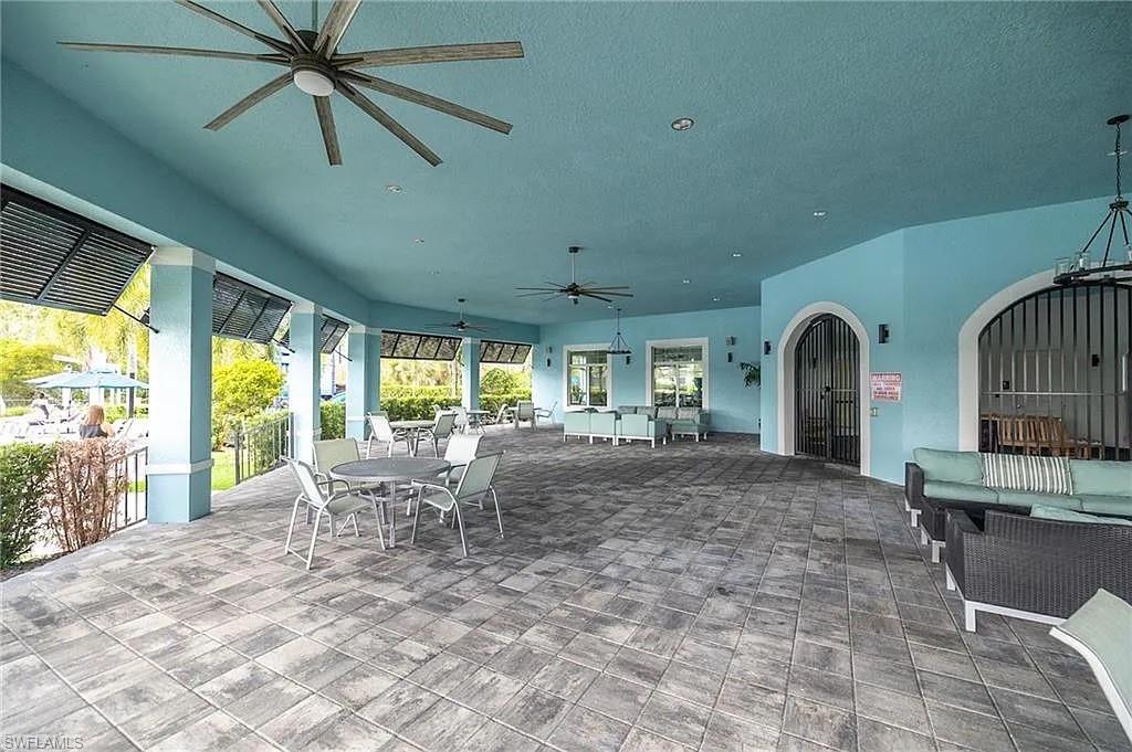 3192 Estancia LN photo 22