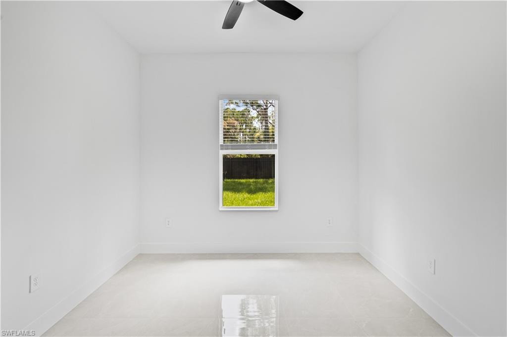 942 Kanuga ST E photo 19