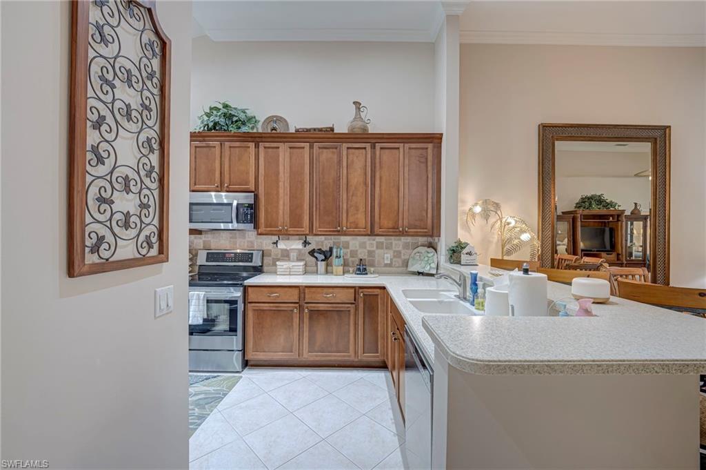 12040 Matera LN 202 photo 9