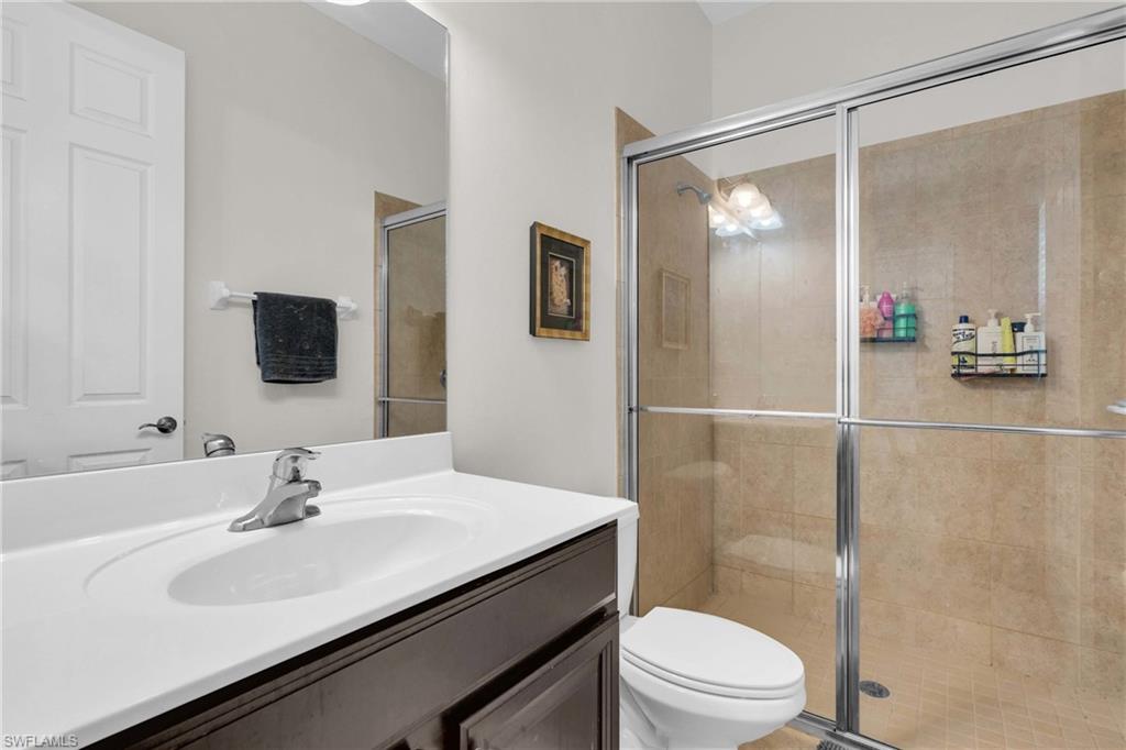 1804 Cayon CT photo 14