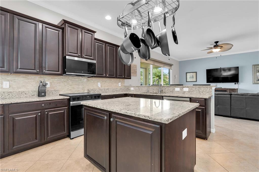 1804 Cayon CT photo 8